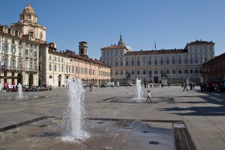 Fontana di piazza Castello