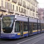 Torino, i tram più veloci e numerosi grazie ai semafori sempre verdi