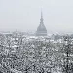 Meteo, è arrivata la neve a Torino: le previsioni delle prossime ore e di domani