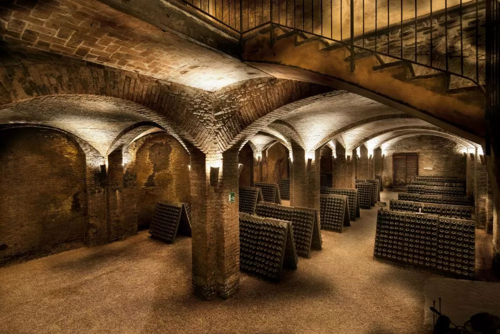 Cattedrali Sotterranee di Canelli, il tunnel dell’eccellenza piemontese