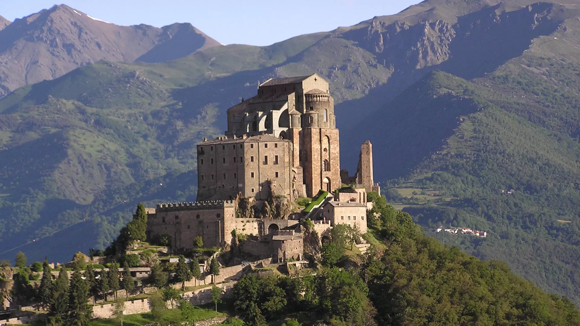 National Geographic incorona la Sacra di San Michele come uno dei luoghi mistici più suggestivi d'Europa