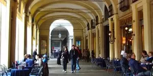 torino-portici-monumentali-piazza-castello