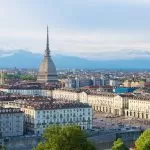 L’inquinamento a Torino calato di un terzo in 30 anni: la città premiata per il risultato