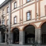 Cuneo, anziana lascia eredità ai poveri della città: oltre 200 mila euro