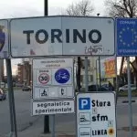 Nuovi cartelli stradali e strisce pedonali a Torino:  più di 1 milione di euro