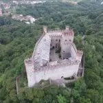 Castello di Montalto Dora: tra storia e maestosità
