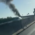 Automobile in fiamme sulla tangenziale sud: lunghe code (VIDEO)